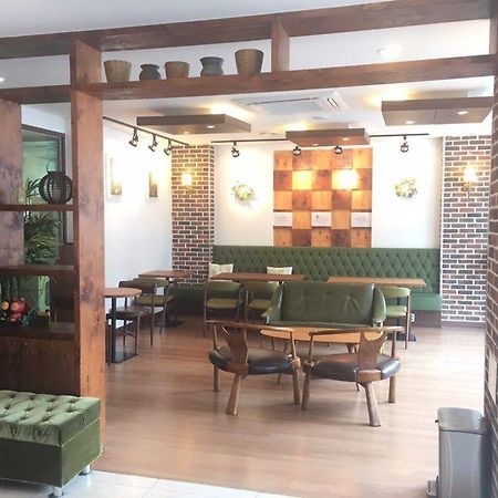 Richen County Hotel Seul Esterno foto
